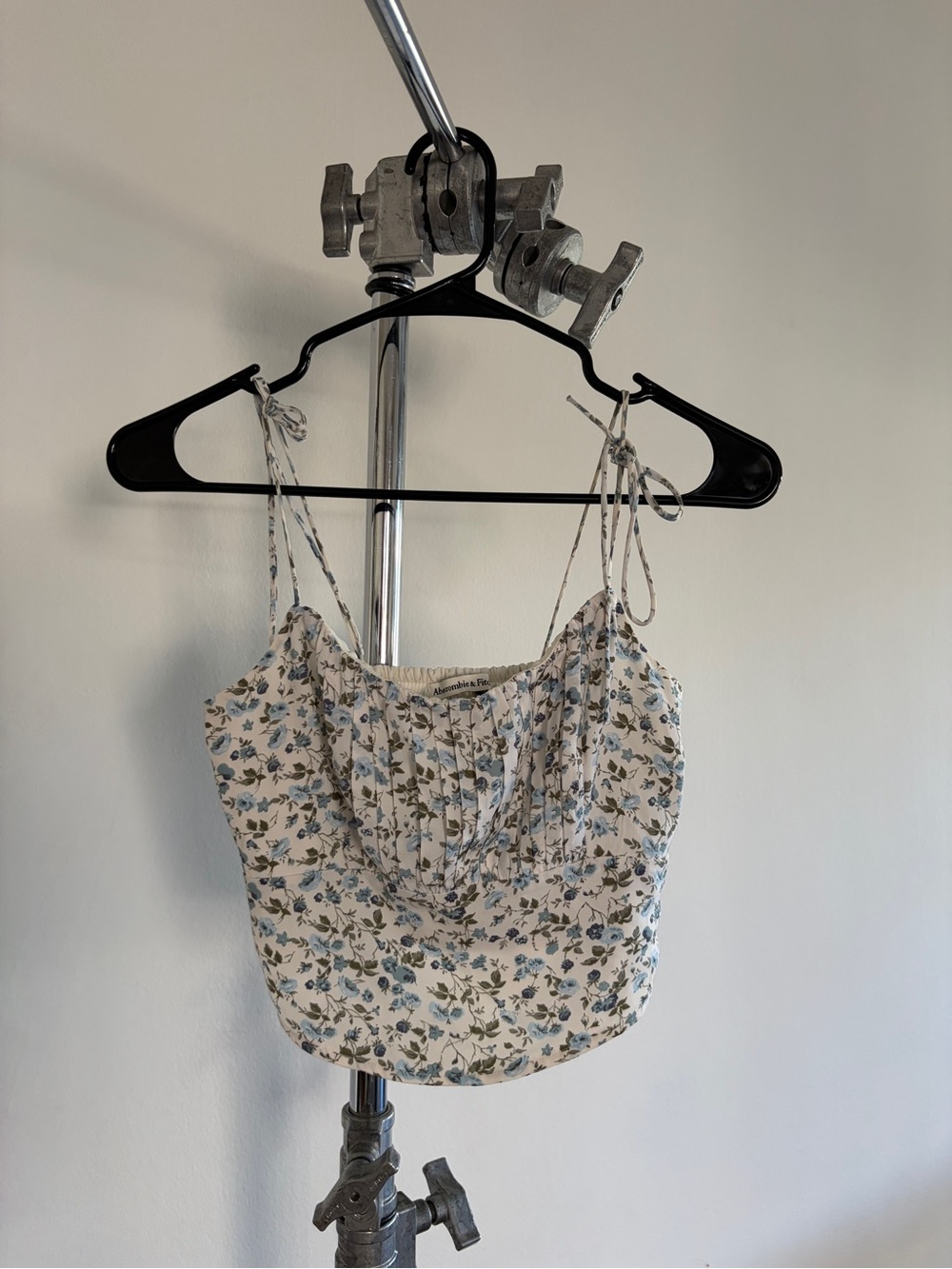 Abercrombie & Fitch Floral Cowl Tie-Strap Crop Top - White/Blue/Green